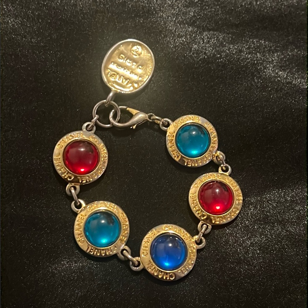 CHANEL Vintage Rhinestone 1980s Bracelet Gold Tone